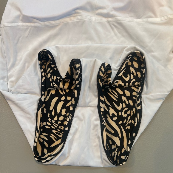 ✨Quiksilver (NWOT) One-piece Swimsuit Size S✨ - Picture 6 of 7